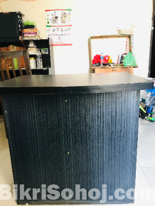 কম্পিউটার ডেক্স